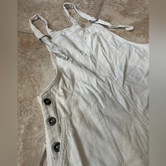 SOLD - Picture 2 of 4